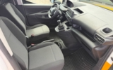 vehicle image #22