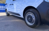 vehicle image #33