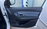 vehicle image #13
