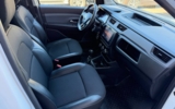 vehicle image #14