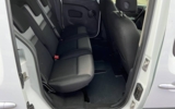vehicle image #32