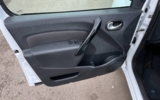 vehicle image #26