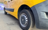 vehicle image #23