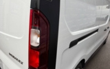 vehicle image #17