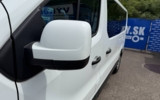 vehicle image #9