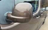 vehicle image #10