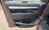 vehicle image #25