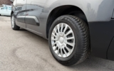 vehicle image #15