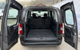 vehicle image #29