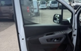 vehicle image #17