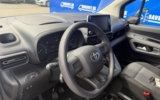 vehicle image #19