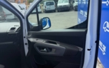vehicle image #24