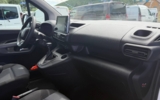 vehicle image #26
