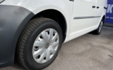 vehicle image #9