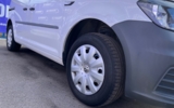 vehicle image #12