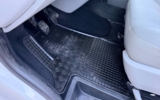 vehicle image #25