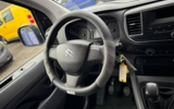 vehicle image #32