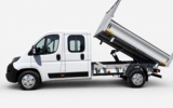 vehicle image #4