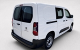 vehicle image #13