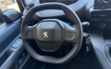vehicle image #33