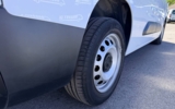 vehicle image #20