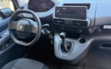 vehicle image #30