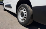 vehicle image #17