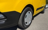 vehicle image #10