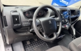 vehicle image #23