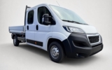vehicle image #4