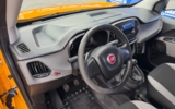 vehicle image #25