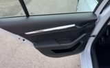 vehicle image #32