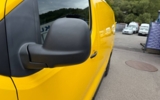 vehicle image #10