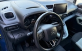 vehicle image #11