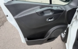 vehicle image #18