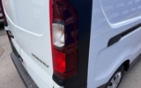 vehicle image #18