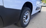 vehicle image #16