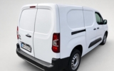vehicle image #14