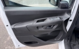 vehicle image #21