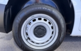 vehicle image #46