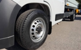 vehicle image #11