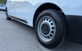 vehicle image #16