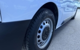 vehicle image #20