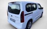 vehicle image #15