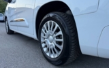 vehicle image #21