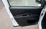vehicle image #9
