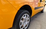 vehicle image #17