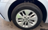vehicle image #51