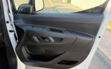 vehicle image #31