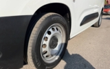 vehicle image #11